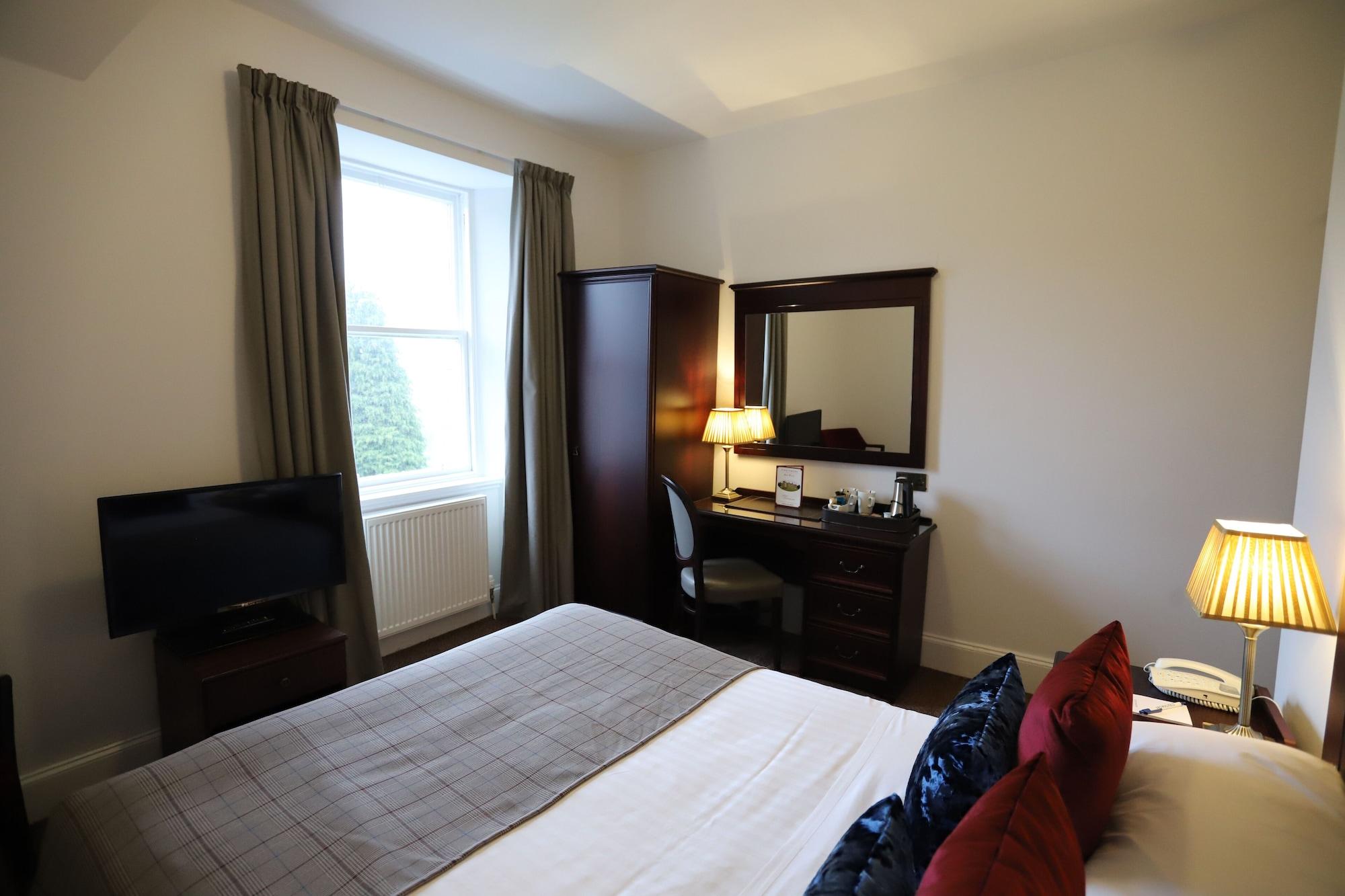Ben Wyvis Hotel Strathpeffer Exterior photo